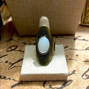 Elegant Goldtone and White Ring